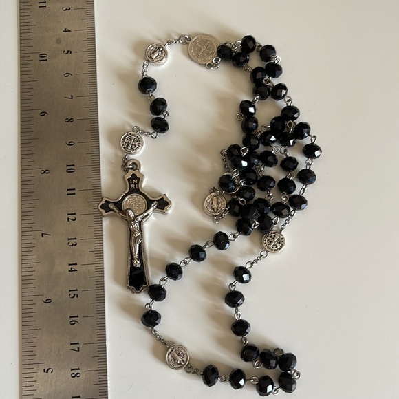 Stunning black rosary onyx beads silver tone perfect condition 50 cm long - Picture 5 of 5